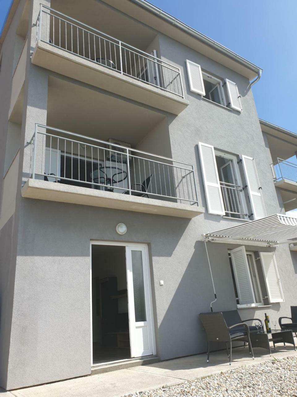 Slavica Apartments 3 سفيتي يوراي المظهر الخارجي الصورة